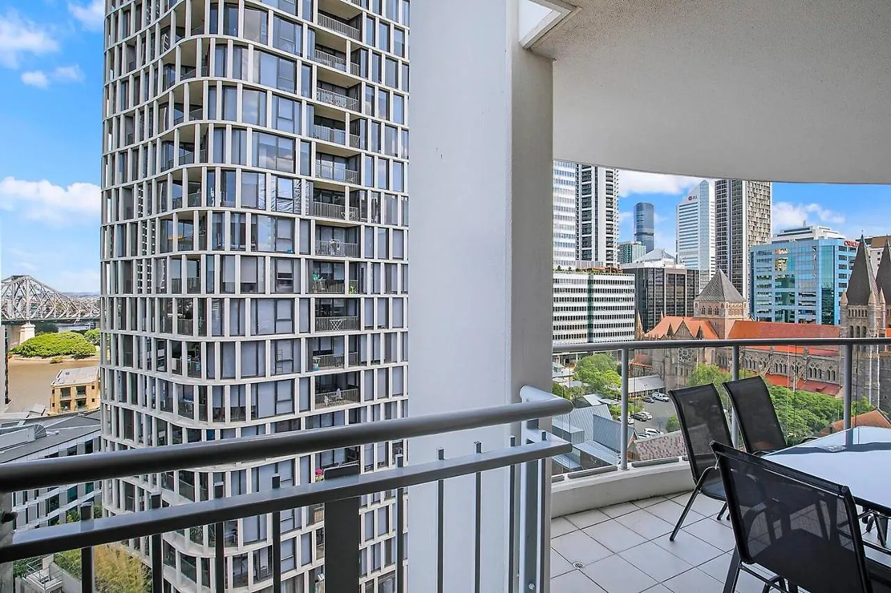 Best Of Brissie - Chic Resort-Style Cbd Living Brisbane
